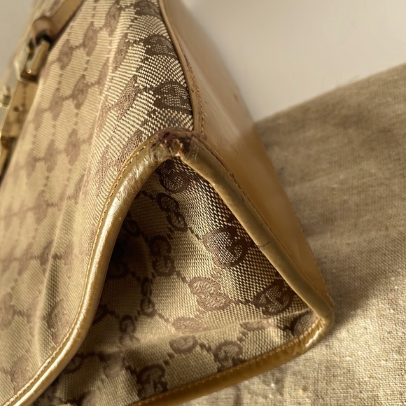 ❌🛑Price Drop ❌Authentic Gucci Jacquie GG Canvas Handbag. - Picture 5 of 16